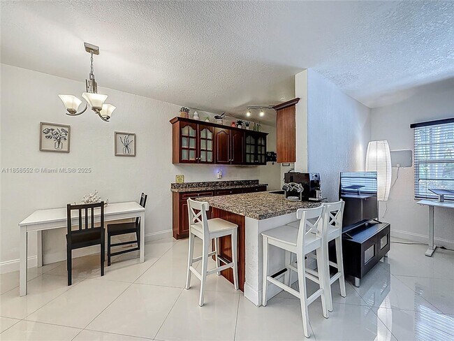 Building Photo - 2600 S Ocean Dr