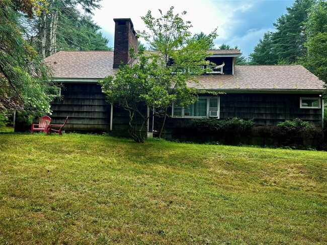 Primary Photo - 90 Hillside Rd