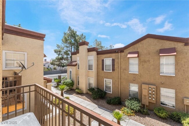 Building Photo - 2801 N Rainbow Blvd