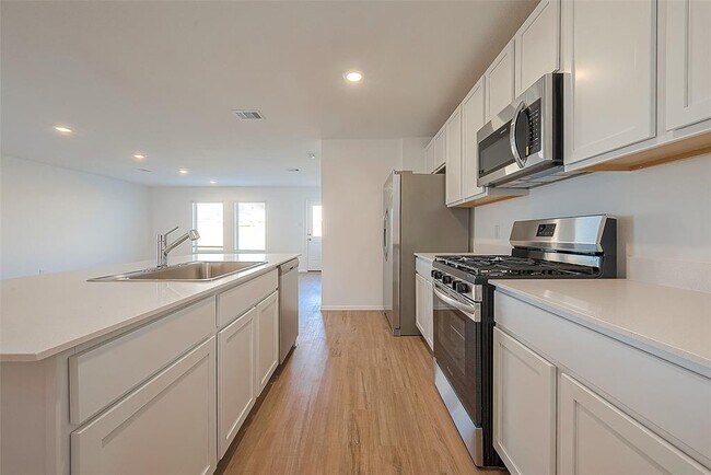 Building Photo - 5107 Sunvalley Bend Dr