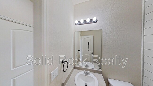 Building Photo - 4524 Brylie Way