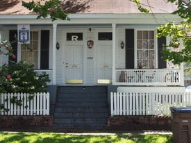 Building Photo - 302 N Joachim St