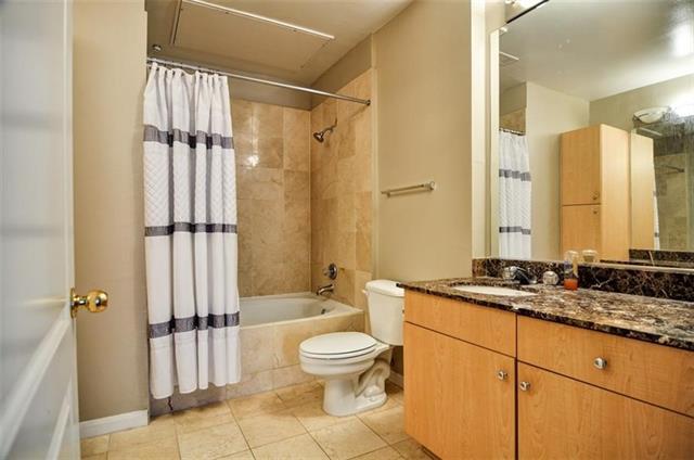 Building Photo - 3225 Turtle Creek Blvd
