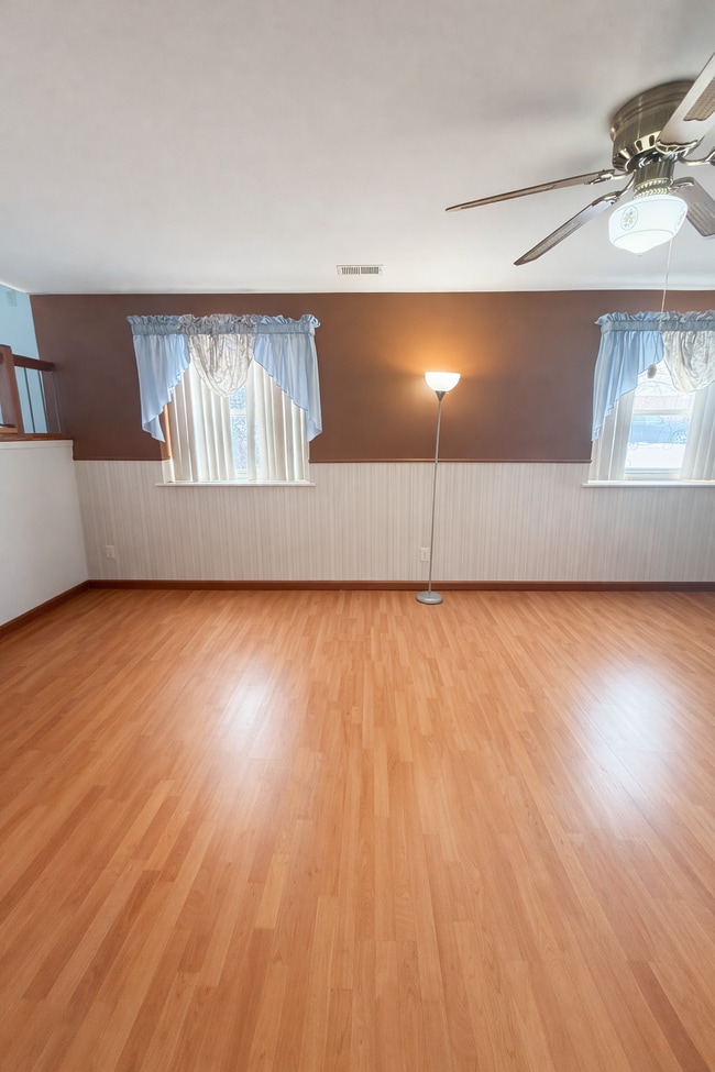 Building Photo - 42520 Bishop Rd