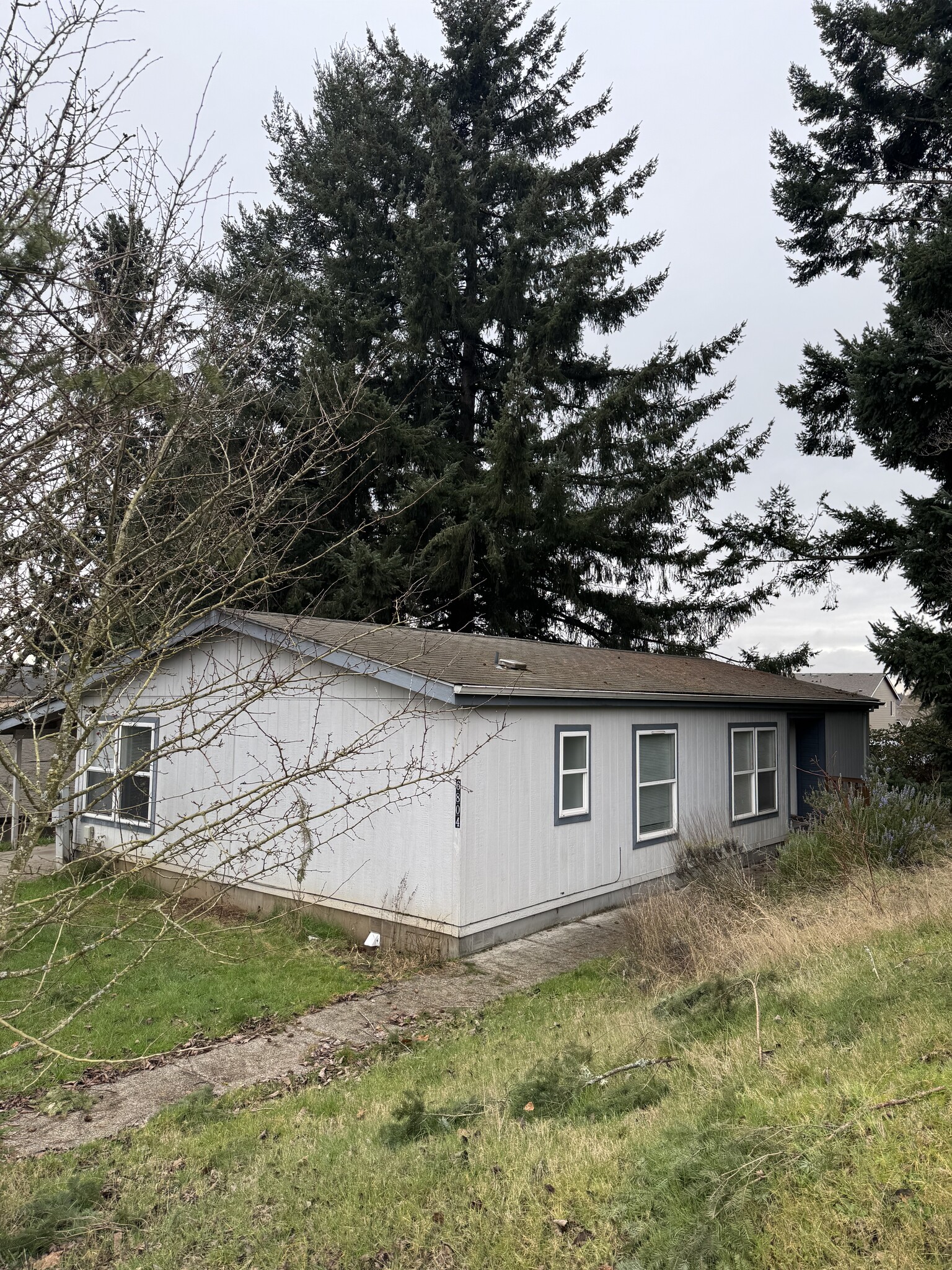 Building Photo - 6804 NE 56th Ave