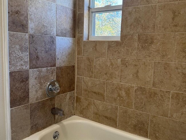 Building Photo - 623 Beckett Way