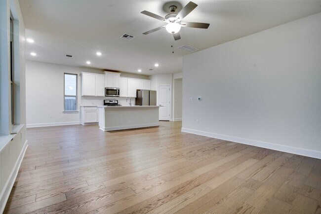 Building Photo - 8612 Cumbrae Ln