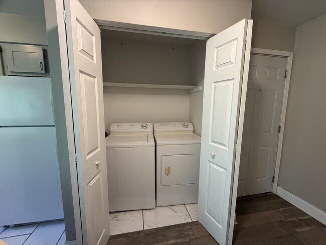 Building Photo - Spacious 1-Bedroom Apartment in West Knoxv...