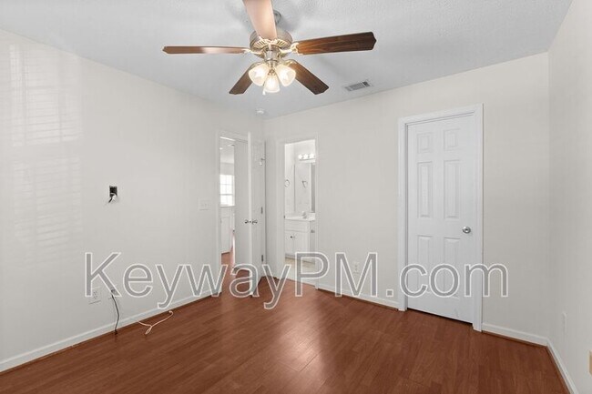 Building Photo - 189 Satomi Way