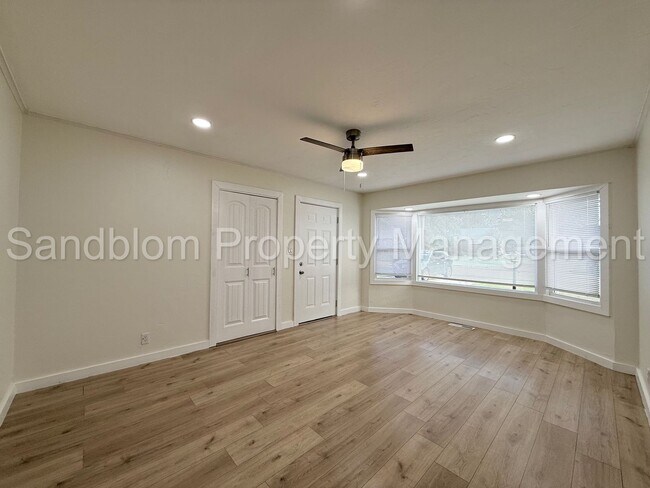 Building Photo - For Lease | Midtown Tulsa | Available Now!