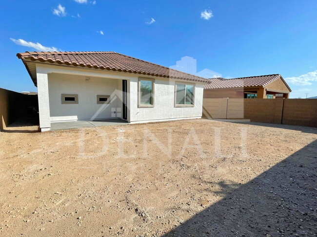 Building Photo - 11682 N 188th Dr