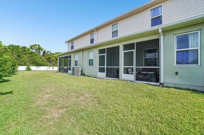 Building Photo - Heritage Oaks gated community 3/2.5/2 Townhome