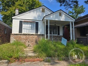 Building Photo - RATE DROP ALERT! (was $1945/month)