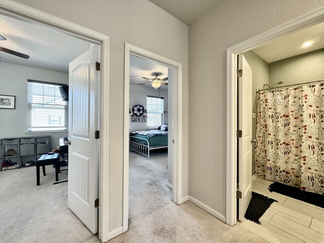 Building Photo - First Time Rental - Ready July 30th! 4 Bedrooms PLUS Loft! Great Views! Dog Park - Stocked Fishin...