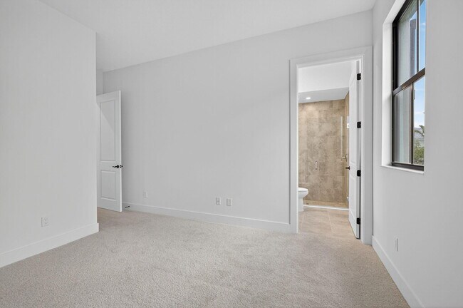 Building Photo - 9512 St Germain Dr