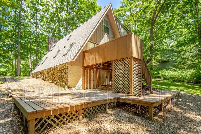 Building Photo - 1602 Rustic Homes Ln