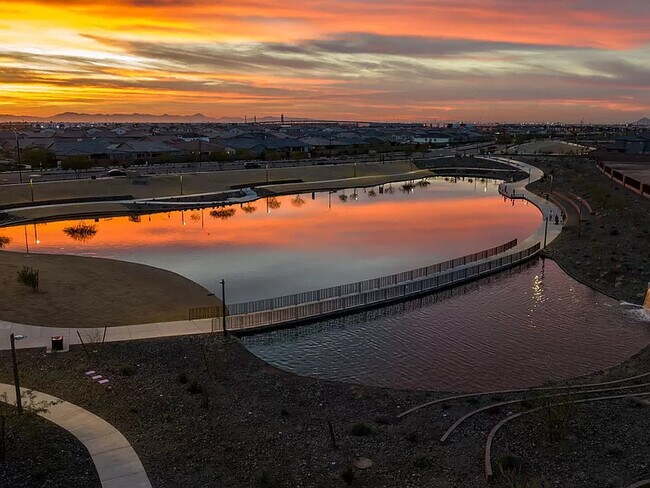 Building Photo - 10218 E Wavelength Ave