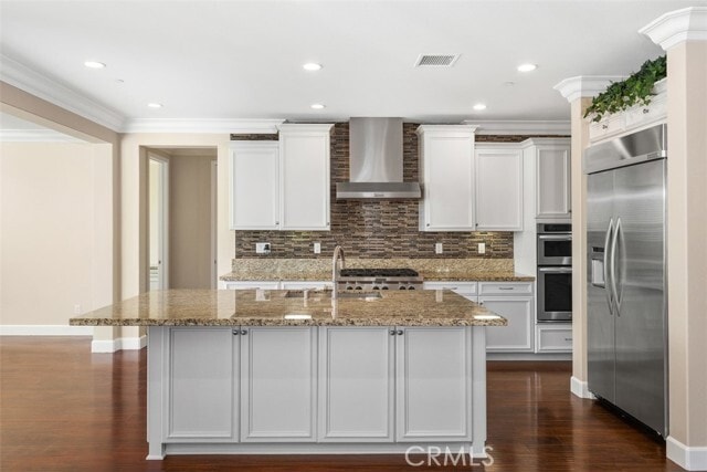 Building Photo - 2854 Alamitos Rd