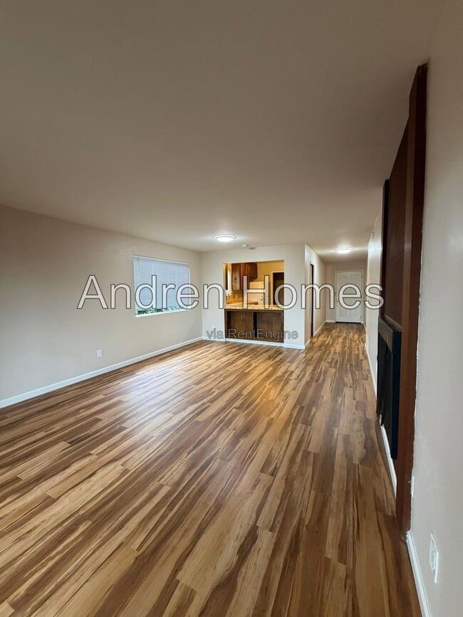 Building Photo - 150 Sea Ridge Ct