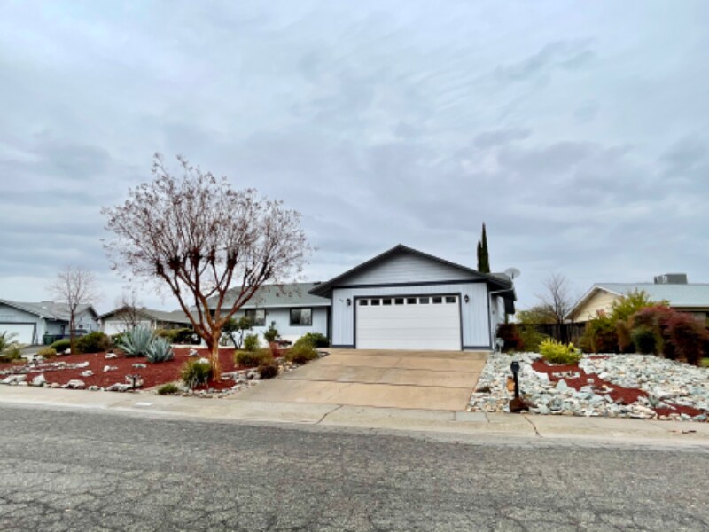 Building Photo - 3640 Elizabeth Way