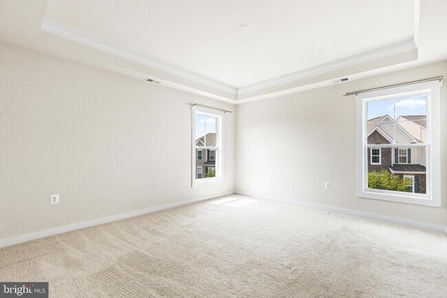 Building Photo - 42394 Pale Iris Terrace