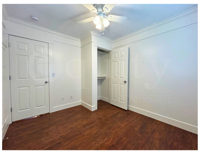 Building Photo - 8045 N Plum Creek Dr