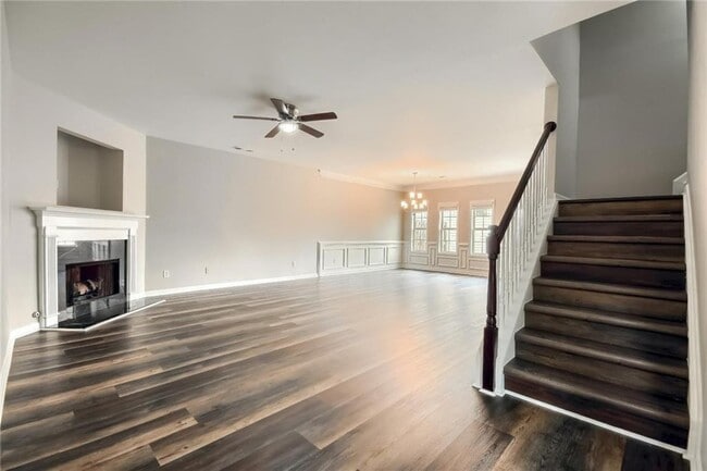 Building Photo - 2171 Waterford Park Dr