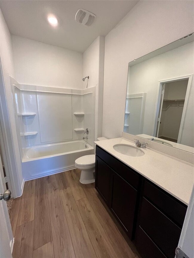 Building Photo - 312 Freshwater Dr