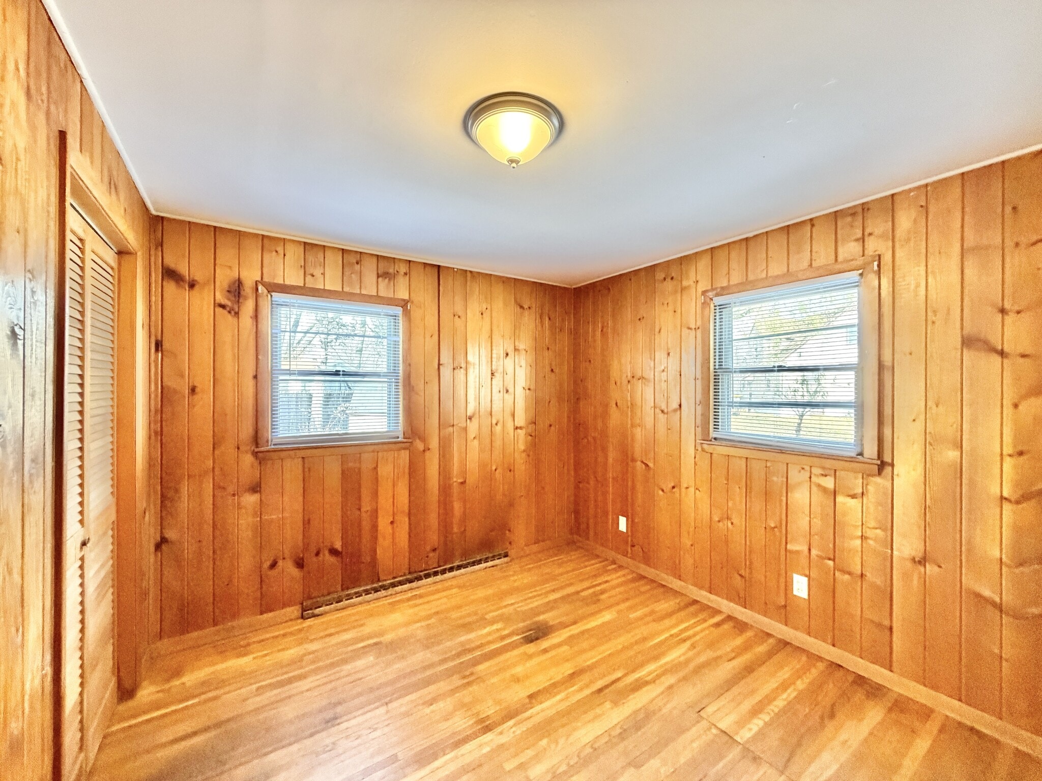 Building Photo - 2041 Gorton St