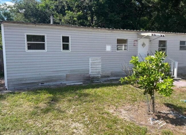 Primary Photo - 1510 E 151st Ave