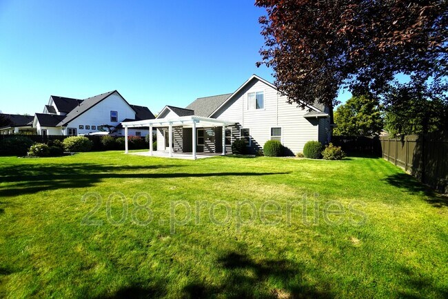 Building Photo - 1921 W Aspen Creek Dr