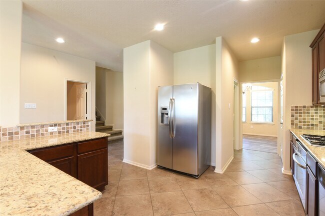 Building Photo - 118 E Lasting Spring Cir