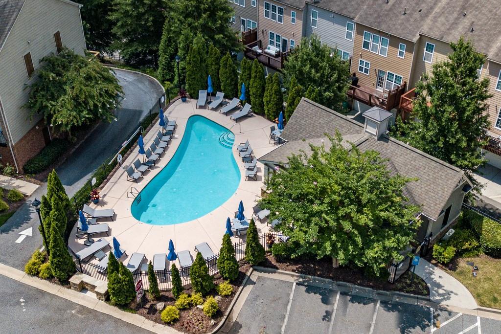 Building Photo - 2253 Limehurst Dr NE