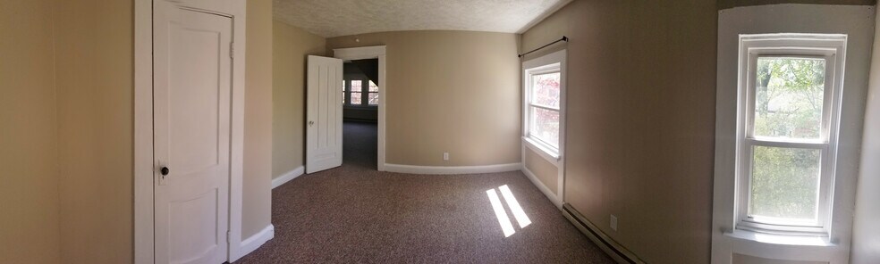 Bedroom 1 - 542 6th W St