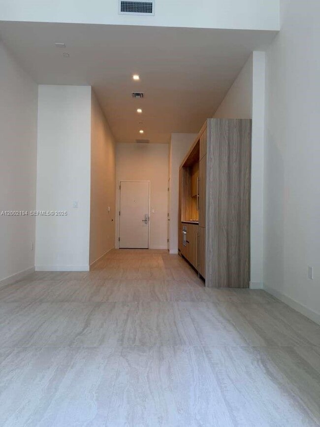 Building Photo - 77 SE 5th St