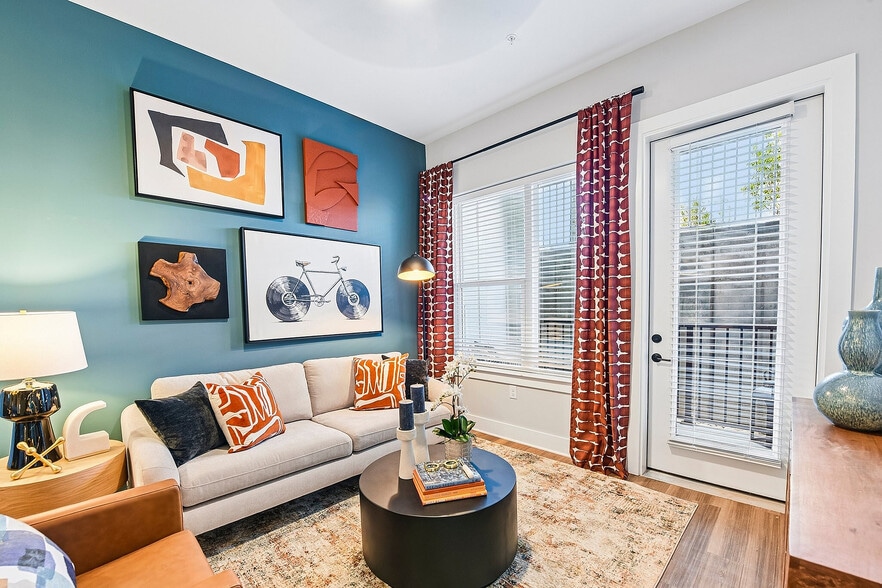 20-web-or-mls-Unit L03-S2504-001 - NuVo 27