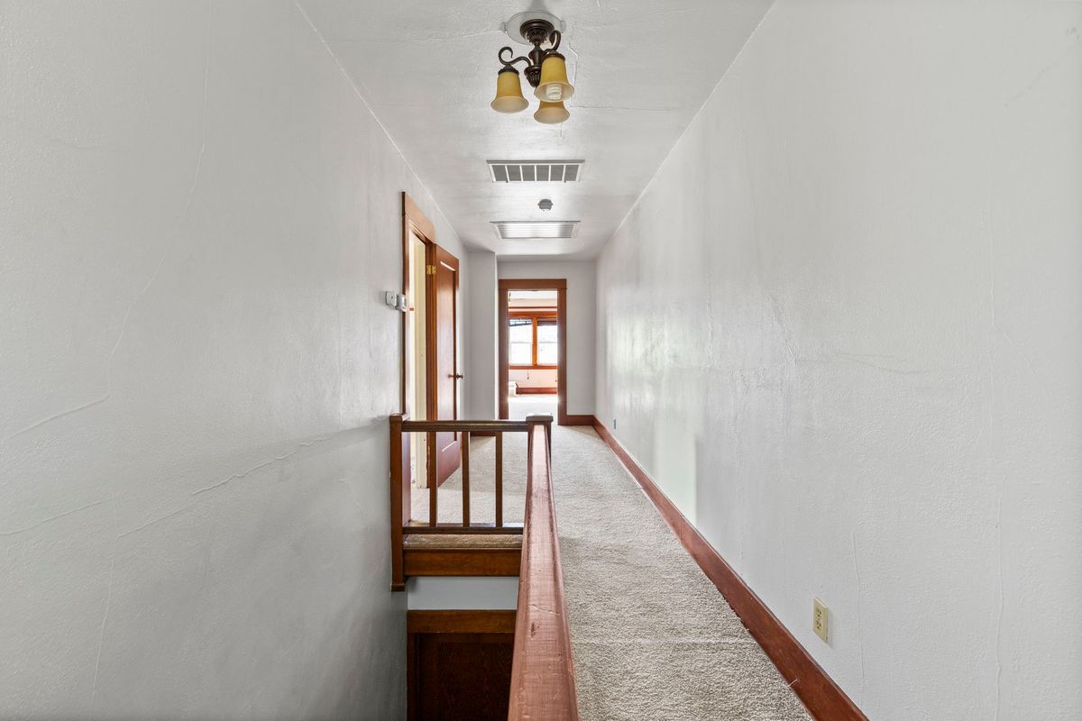 Building Photo - 205 Court St