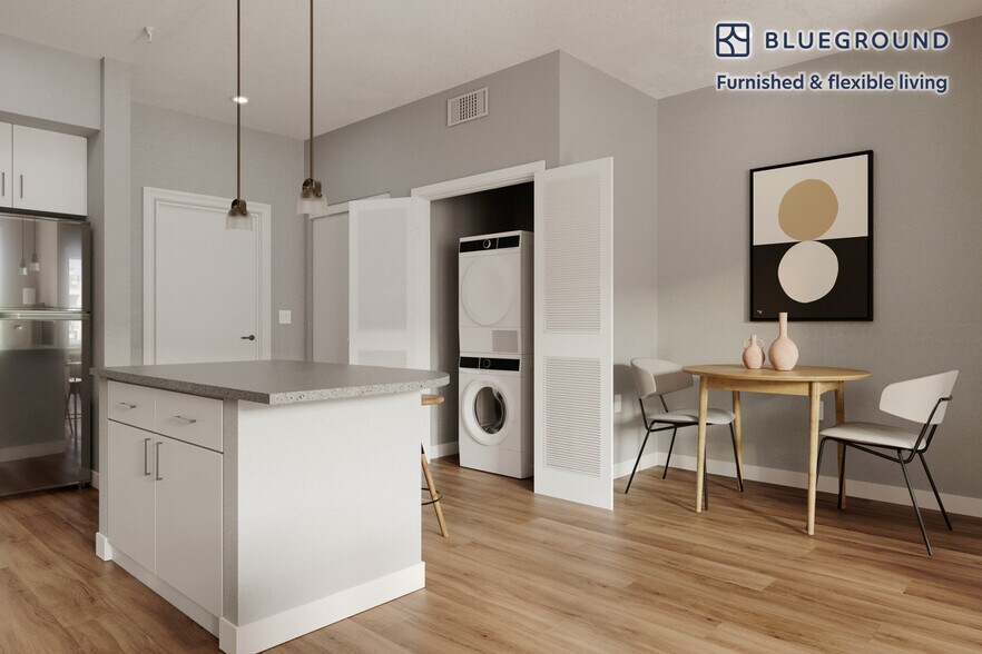 Building Photo - 6301 Shellmound St