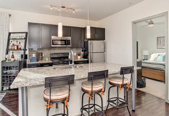 Building Photo - Boutique Apartments