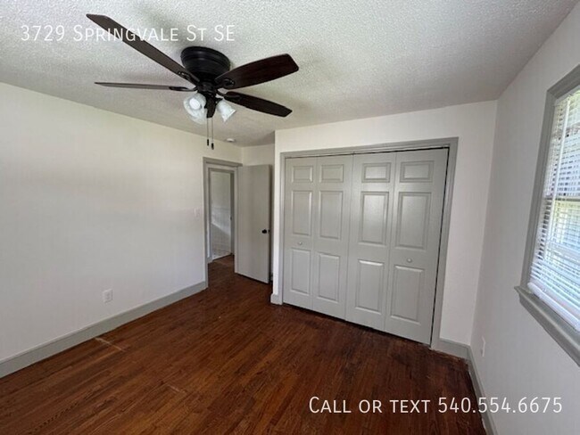Building Photo - 3729 Springvale St SE