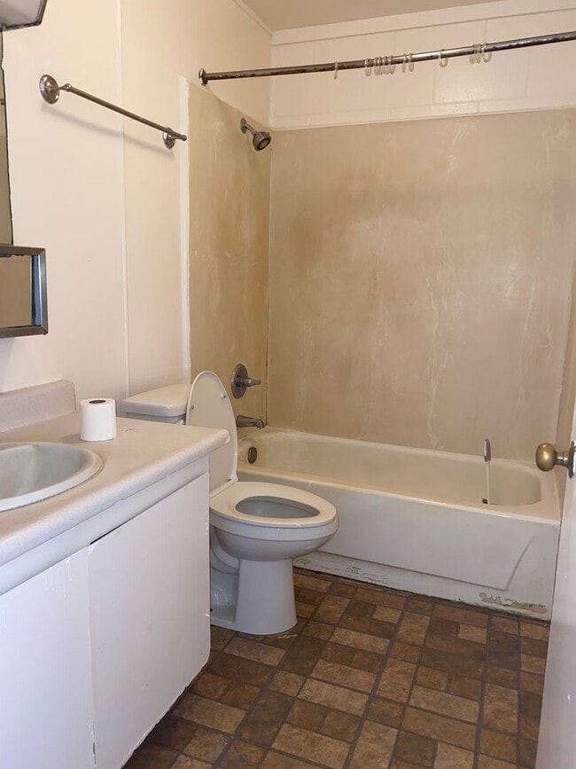 Building Photo - 3/1 | 2 car carport | $2,100.00 | avail 7/...