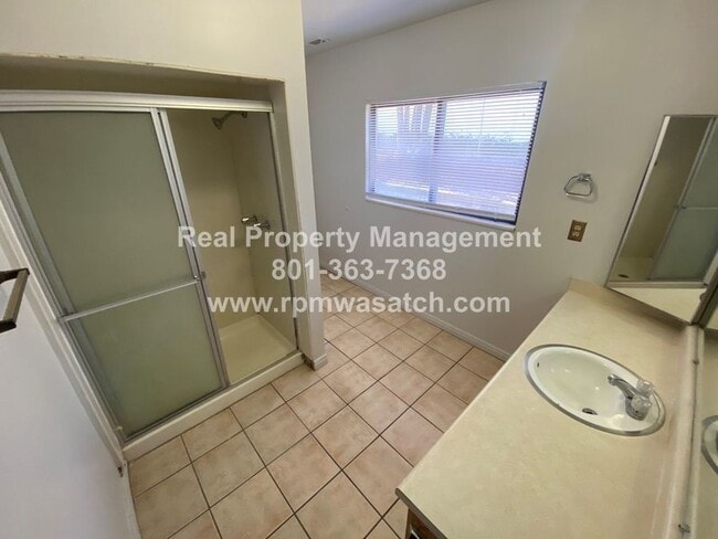 Building Photo - 4722 Xanadu Cir