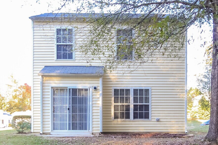 Building Photo - 5700 Brambleton Ave