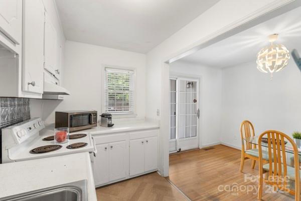 Building Photo - 918 McAlway Rd