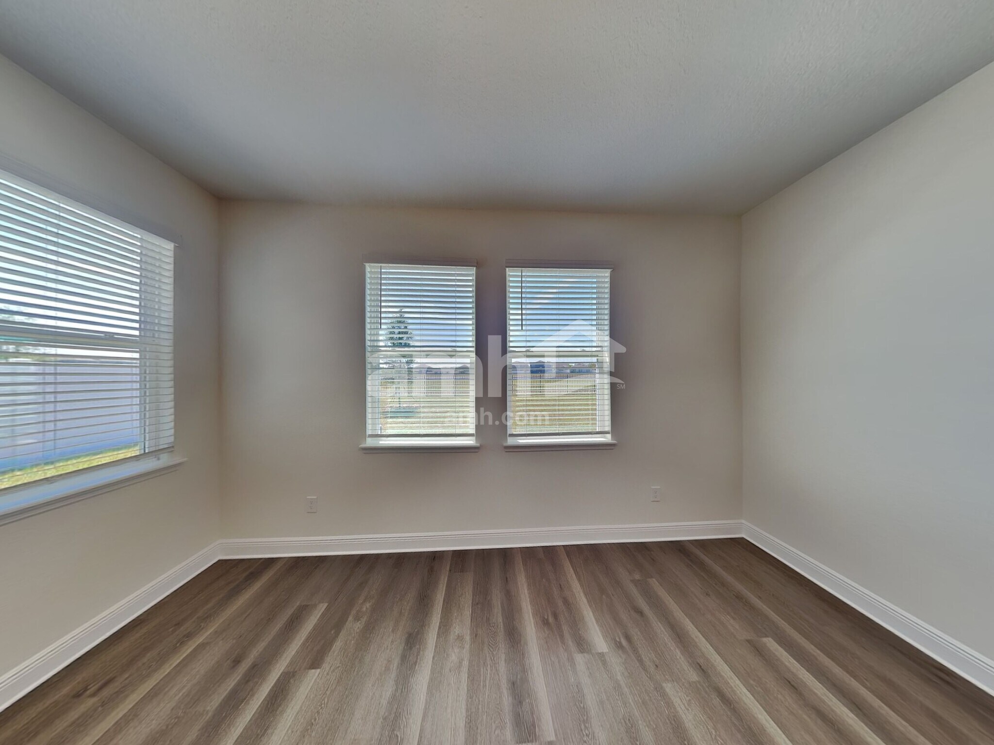 Building Photo - 1245 Heavenly Dr