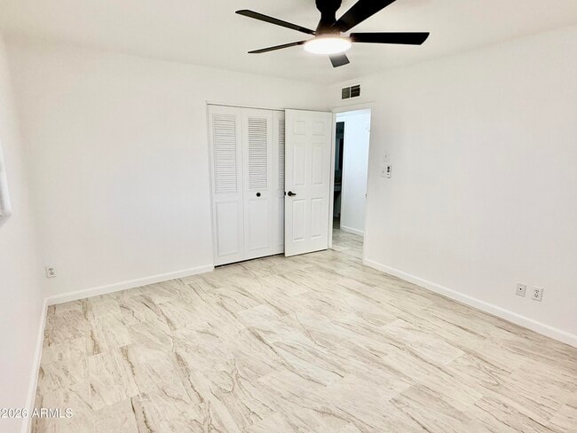 Building Photo - 5817 W Tierra Buena Ln