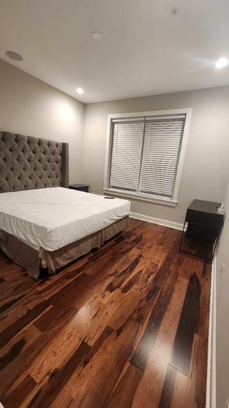 Building Photo - 01 Trinidad Ave NE