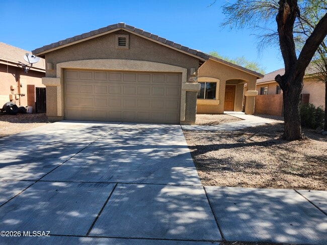 Building Photo - 4123 E Coolbrooke Dr