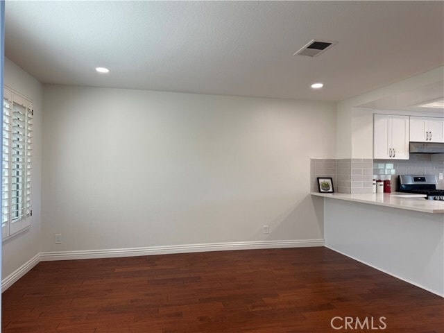 Building Photo - 9 La Quinta