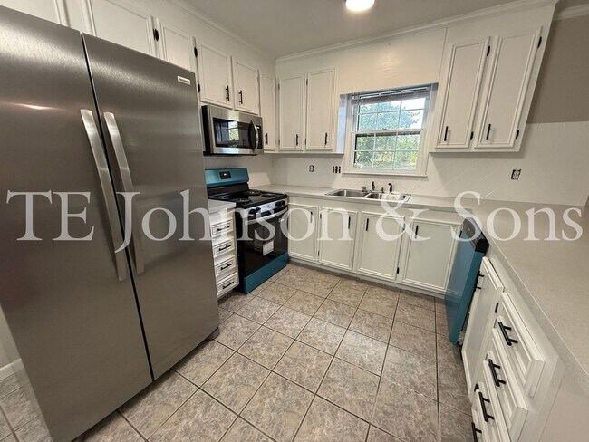 Building Photo - 259 Olde Vineyard Ct